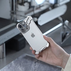 Alien-shaped zinc alloy protective case for iPhone, providing a metallic bare machine feel DS00077